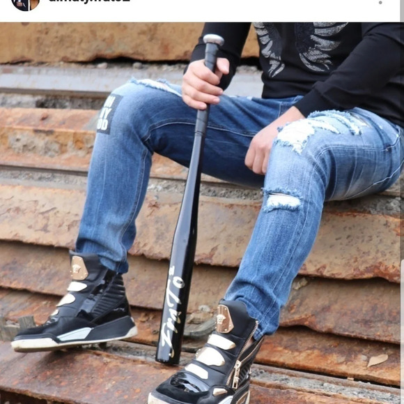 Men's Blue Jeans - Picture 3 of 6